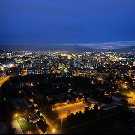Sky Deluxe 2 Fitness & Spa Skopje Exterior photo